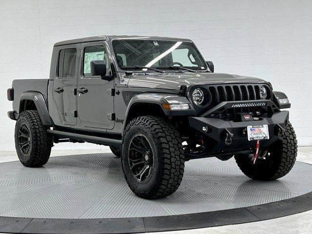 2022 Jeep Gladiator Overland